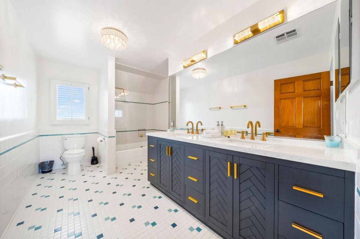 Beverly Hills 6br Haven W Pool Hot Tub Holiday home *