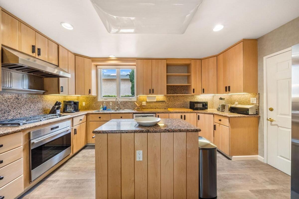 Holiday home Beverly Hills 6br Haven W Pool Hot Tub